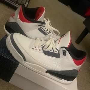 Jordan retro 3s